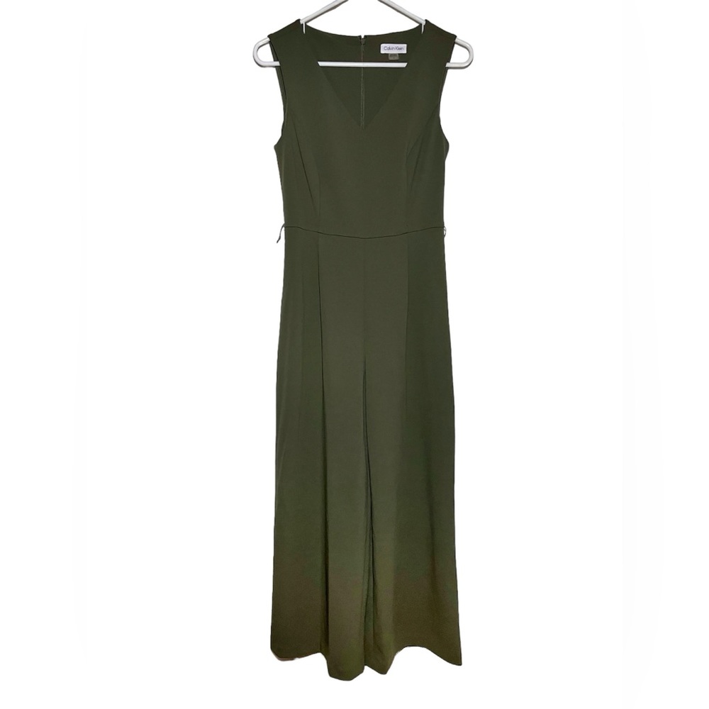 Calvin‎ Klein. Army Green Women’s Pantsuit Sz 2